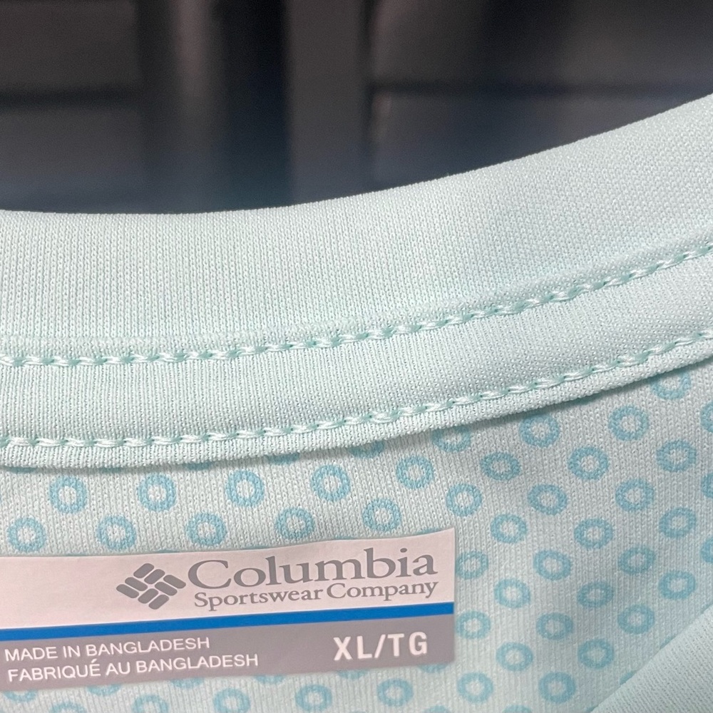 Columbia Men's Aqua Long Sleeve Tee - Picture 4 of 4